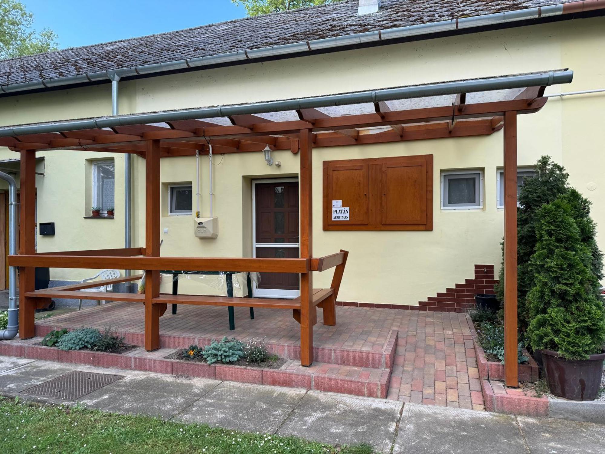 Platan Apartman Marcali Bagian luar foto
